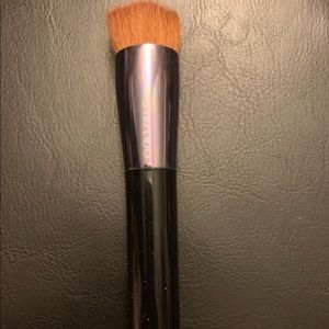 Shiseido foundation brush used